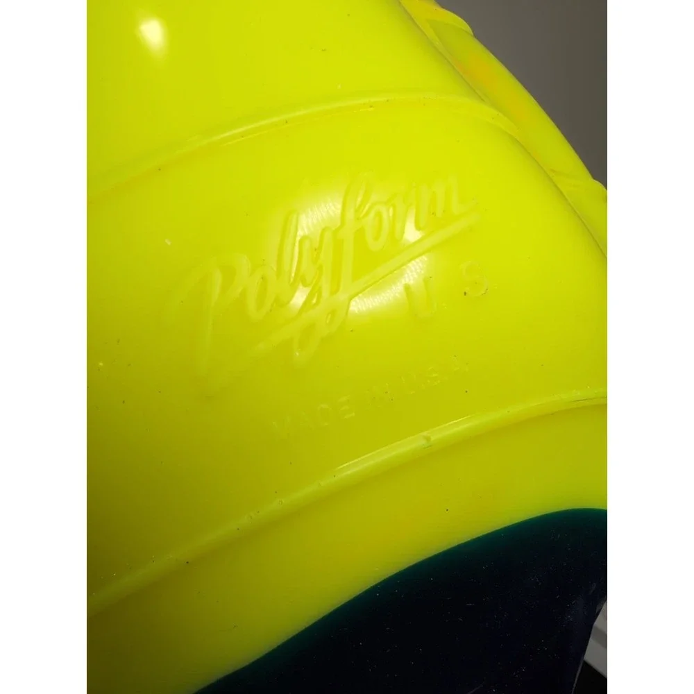 Polyform ld yellow